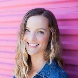 Bio photo for Morgan Quinn