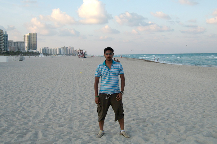 Rule number one: if you live in Miami, you don’t party at South Beach, ever. Image via Flickr